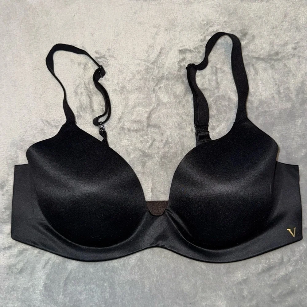 Victoria’s Secret Lined Semi Demi Black Bra 34C
